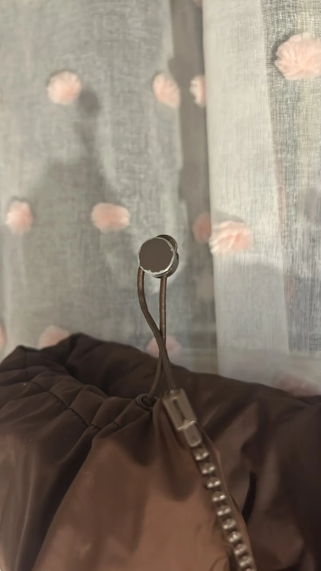 Shein Cropped Puffer Vest - Image 2