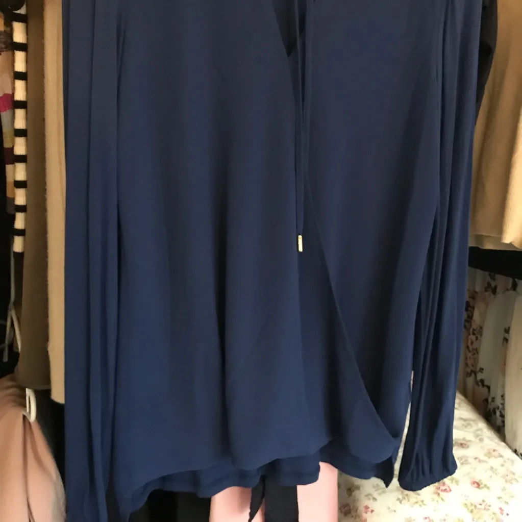 Michael Kors Tie Neck Blouse - Image 4