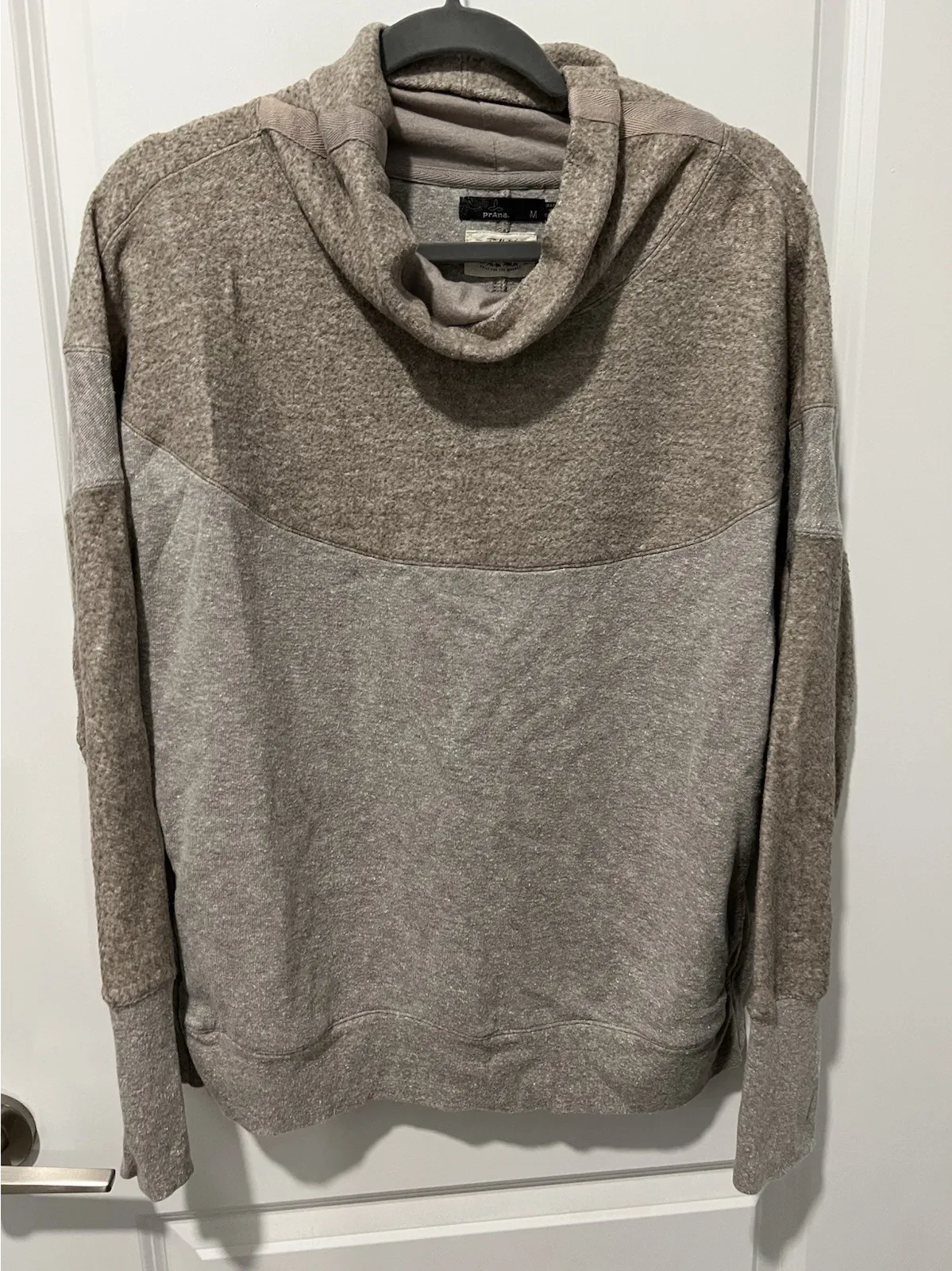 Prana Cozy Up Sweatshirt Womens M Relaxed Fit Turtleneck Pullover Beige UPF 50+ - Image 1