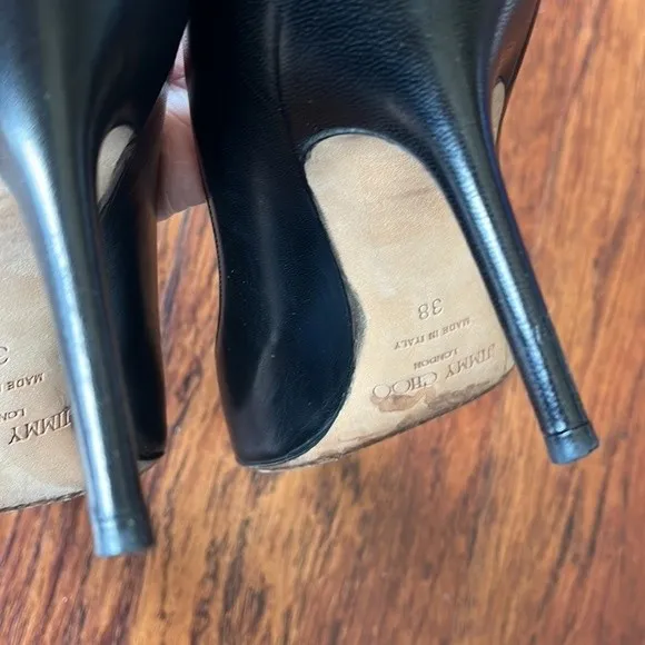 Jimmy Choo Black Chic Edgy Feminine Professional Sleek Leather Pumps Size 38 - Image 7