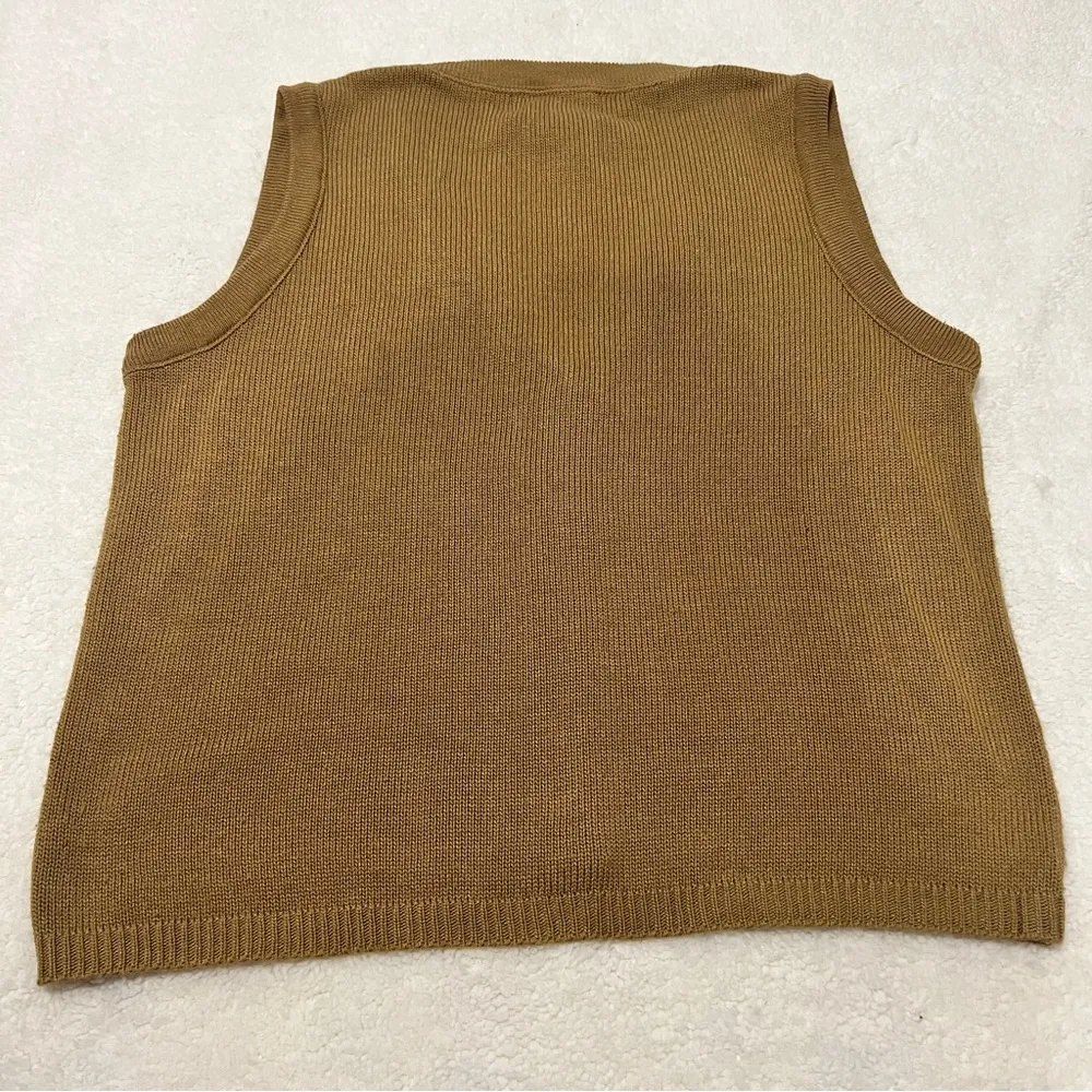 Sag Harbor sweater vest - Image 6