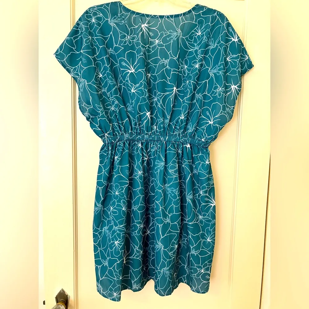 Cupshe Palm Party Floral Cover-Up Mini Dress L NWT - Image 4