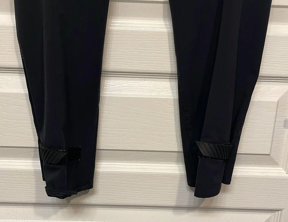 Athleisure Gymshark Hiking Cargo Black Venture Jogger Pants Size Small EUC #1072 - Image 13