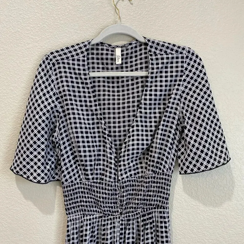 ELAN Black and White Jumpsuit Size Small V Neck Cut Out Smocking Size Small - Image 3