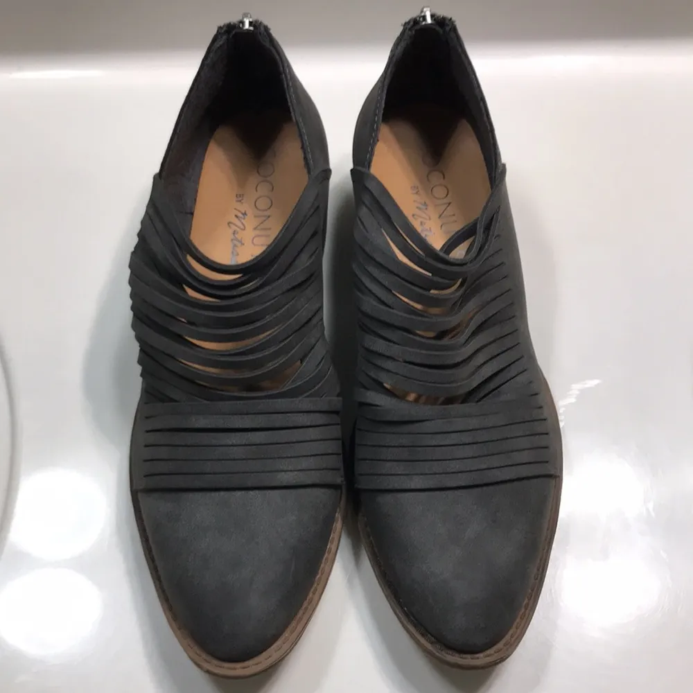 NWOB Coconuts by Matisse Women’s Powell Vegan Suede Cut Out Gray Heeled Booties - Image 2