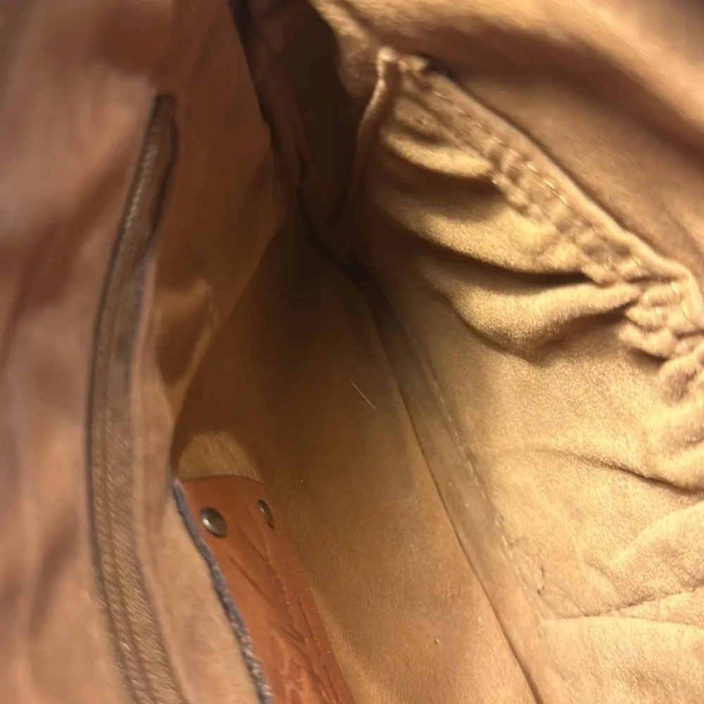 Patricia Nash absolutely gorgeous wristlet. Italian brown leather. - Image 5