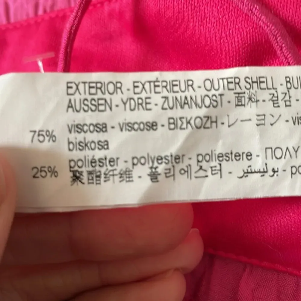 NWT Pink Scalloped Bralette Top size Small - Image 5