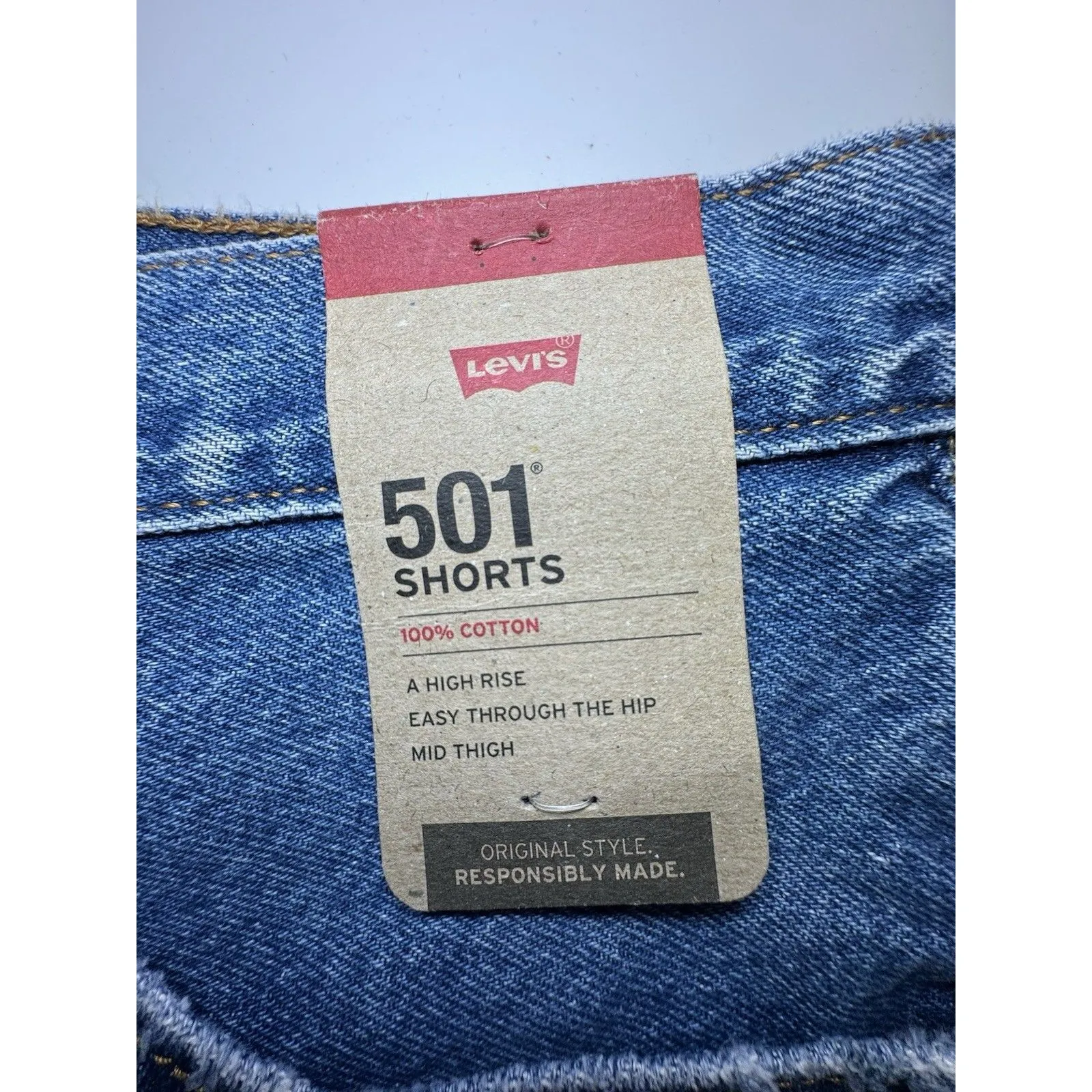 Levi's Women 501 Mid Thigh High Rise Denim Jeans Short  Size 33 Blue  NWT - Image 8