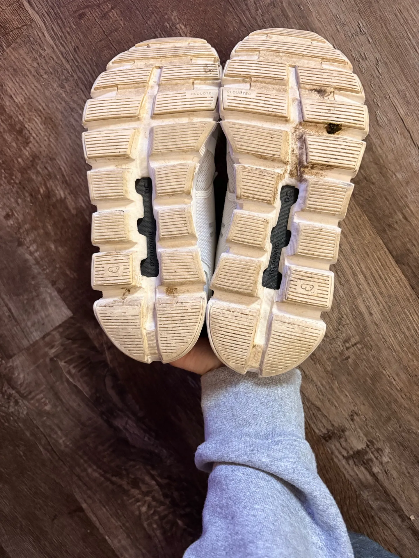 On Cloud Shoes Women’s - Image 3