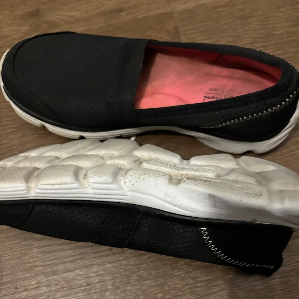 Women size 8W Champion Slip-on Walking Shoe - Image 6