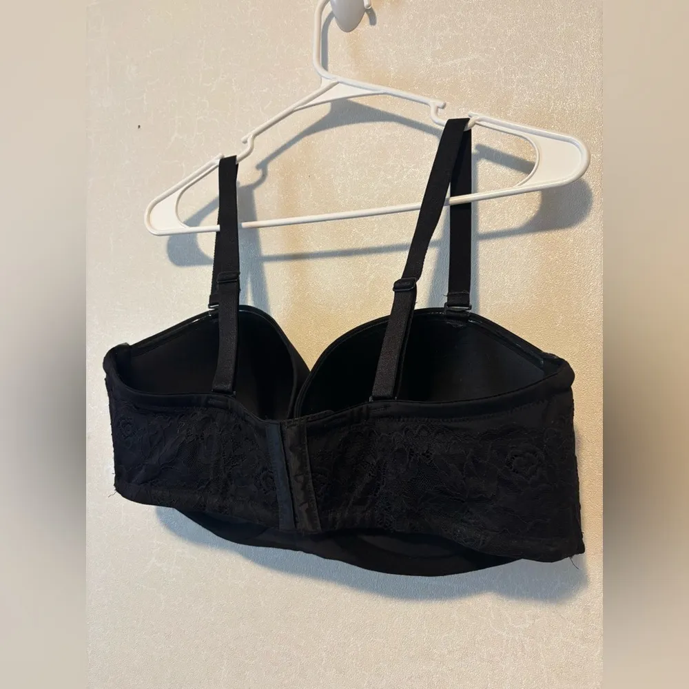 Torrid Curves | 40G black removable strap bra | EUC - Image 3