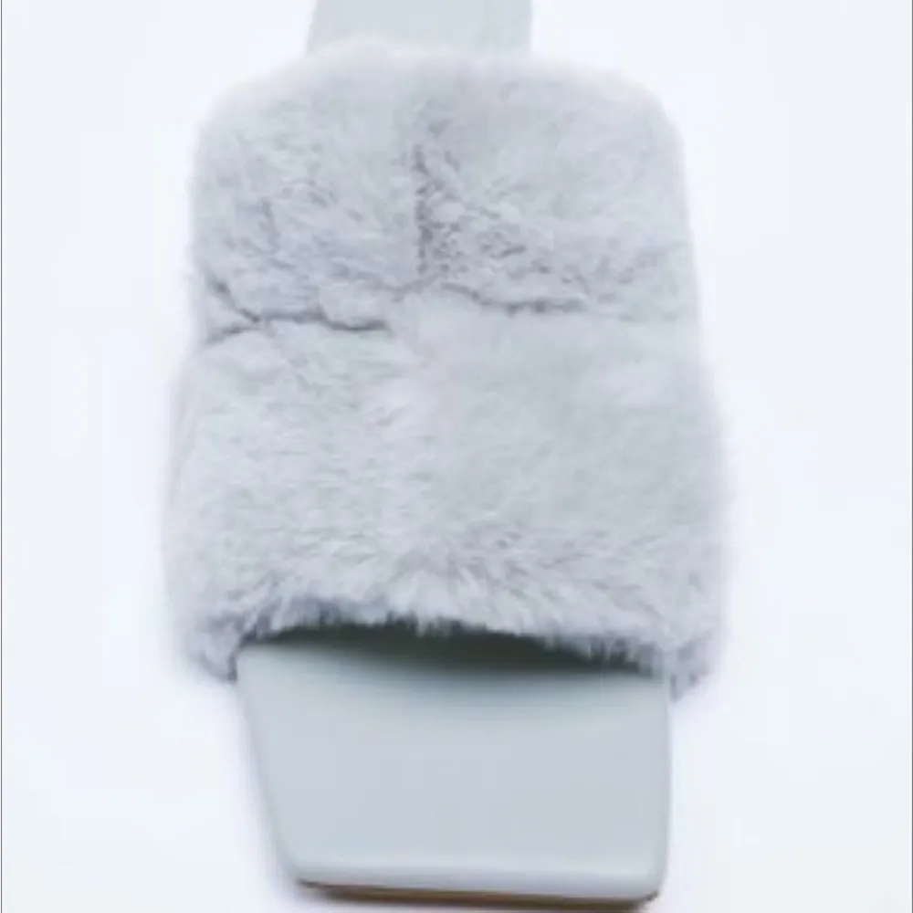 Zara BLOCK HEEL FAUX FUR SANDALS MULES SLIDES SLIPPERS Baby Blue Size 7.5/38 NEW - Image 4