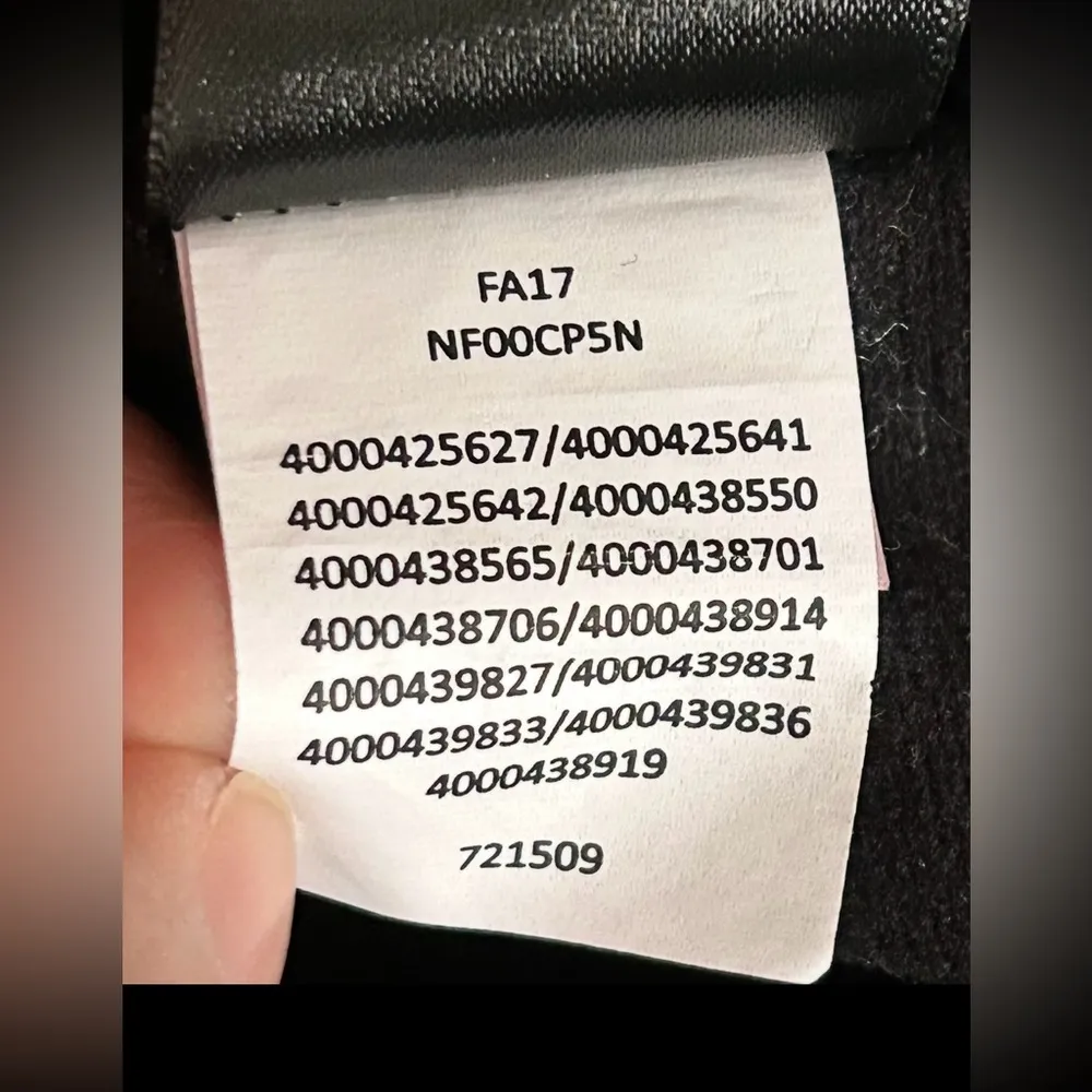 Women’s the north face shirt sweater‎ jacket - Image 6