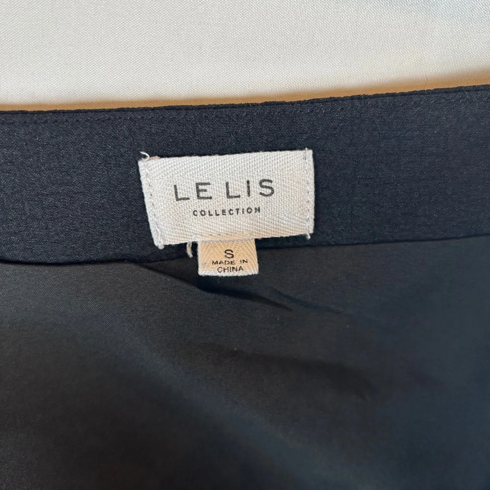 LE LIS COLLECTION Black Ruched Drawstring Bandeau Tube Crop Top S - Image 3