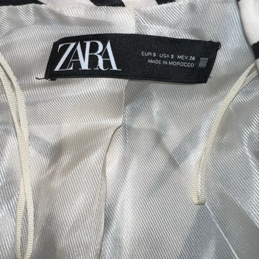 Gorgeous Zara Satin Zebra Blazer! - Image 9