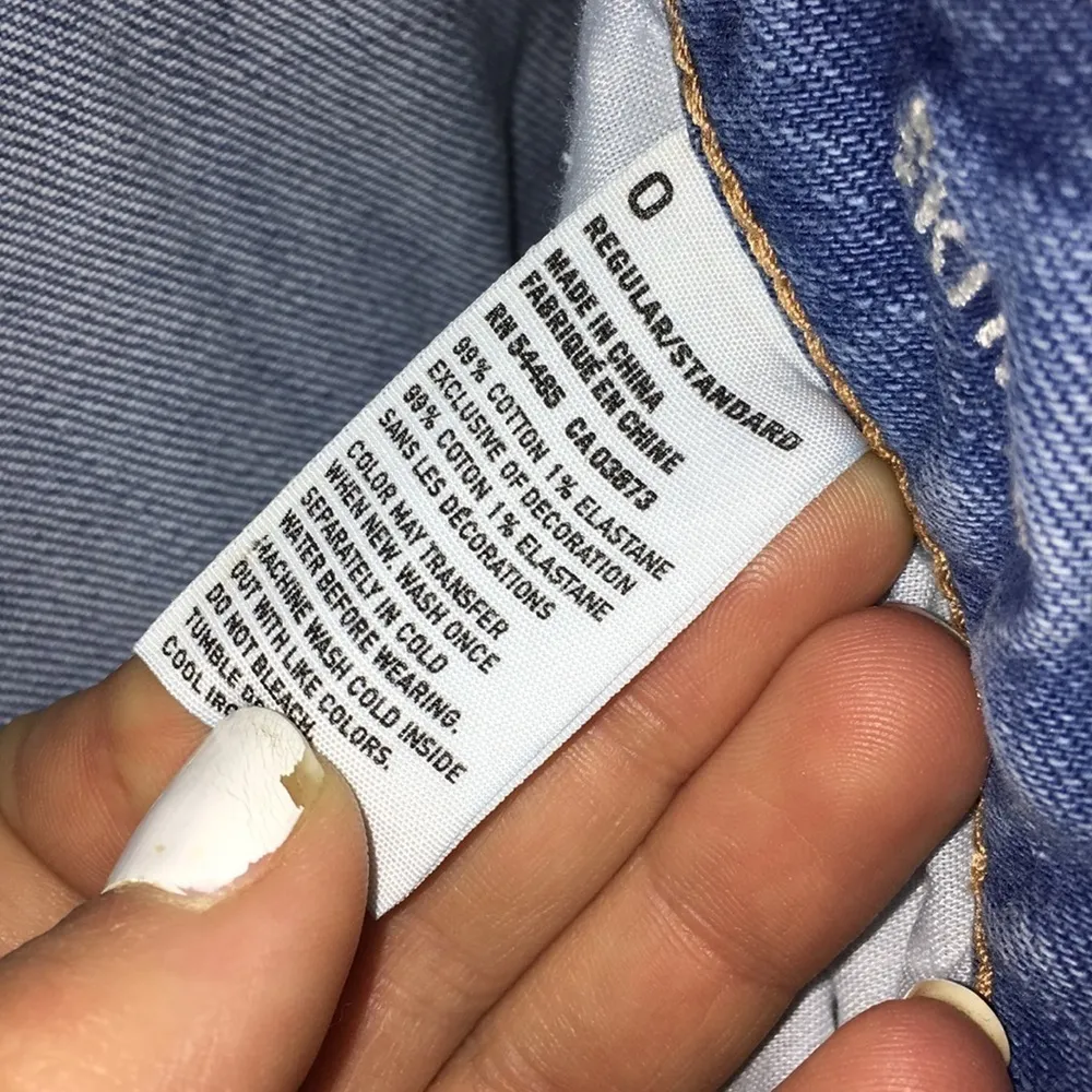 American Eagle distressed skinny jeans size 0 washed color distressed holy jean‍ - Image 4