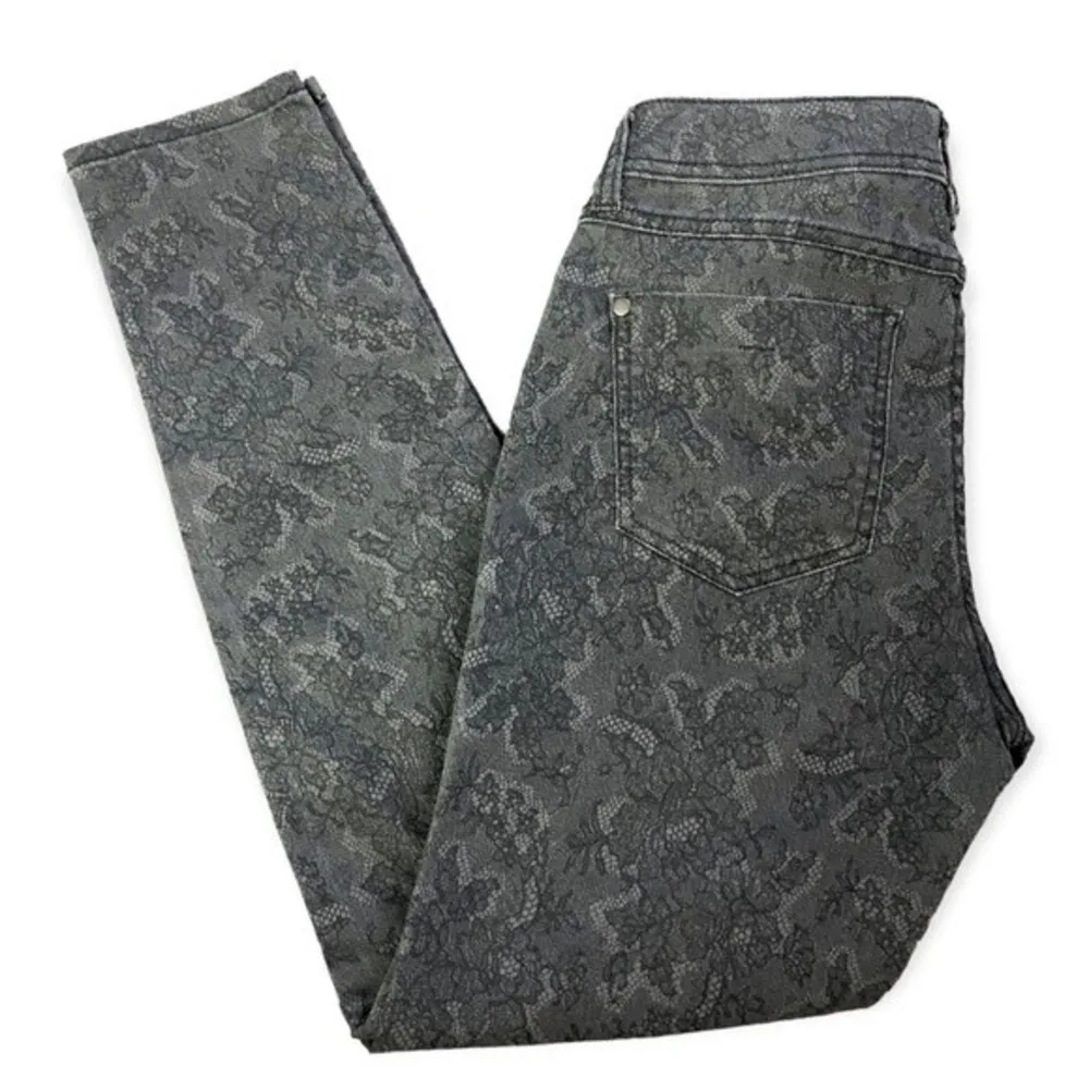 Elle Black Lace Details Mid-Rise Skinny Jeans - Image 5