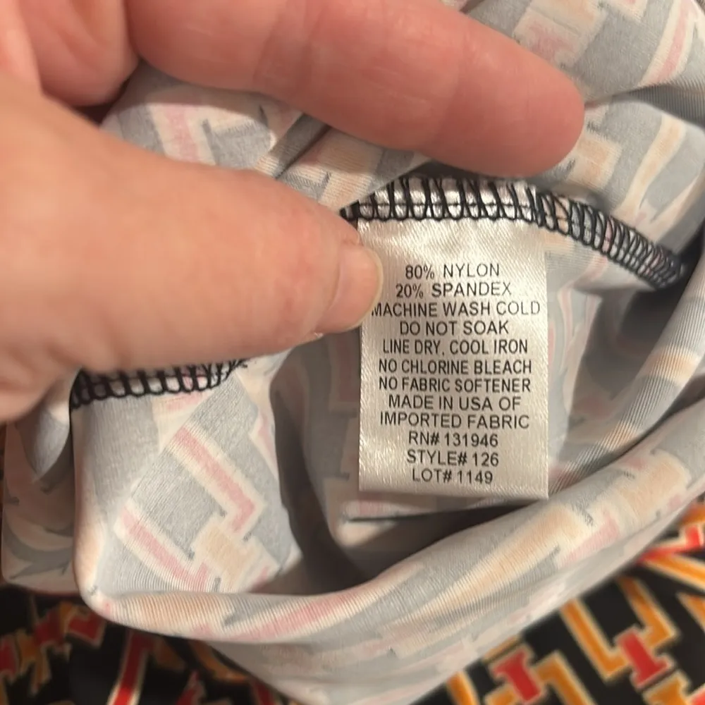 Jude Connally multi chain black and orange turtleneck size medium - Image 6