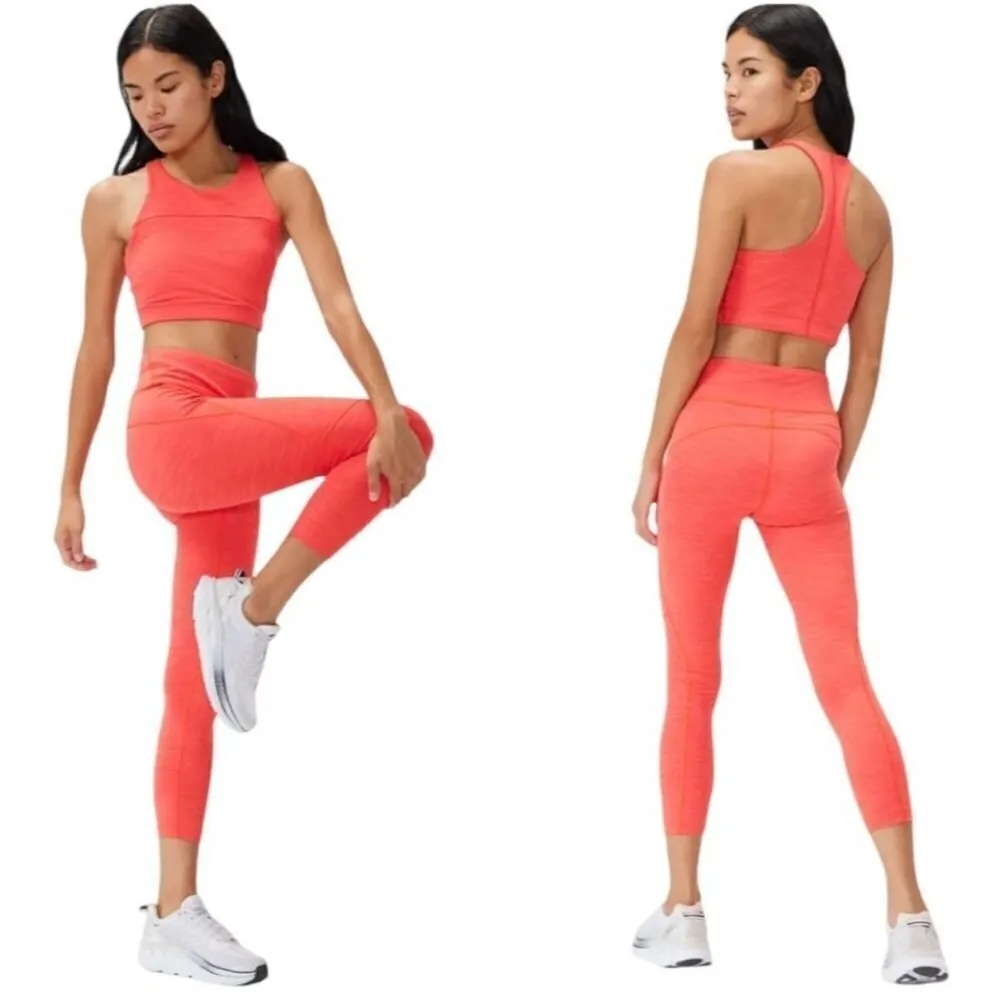 Outdoor‎ Voices Red Racerback TechSweat Crop Tank Top Size M - Image 2