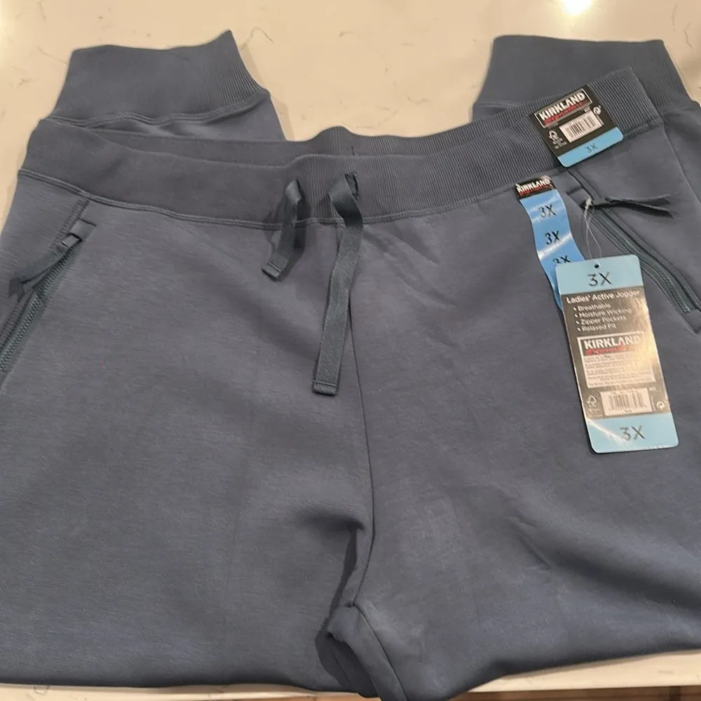 NWT Kirkland Signature Ladies’ Active Blue Jogger Pants Plus Sz 3X - Image 4