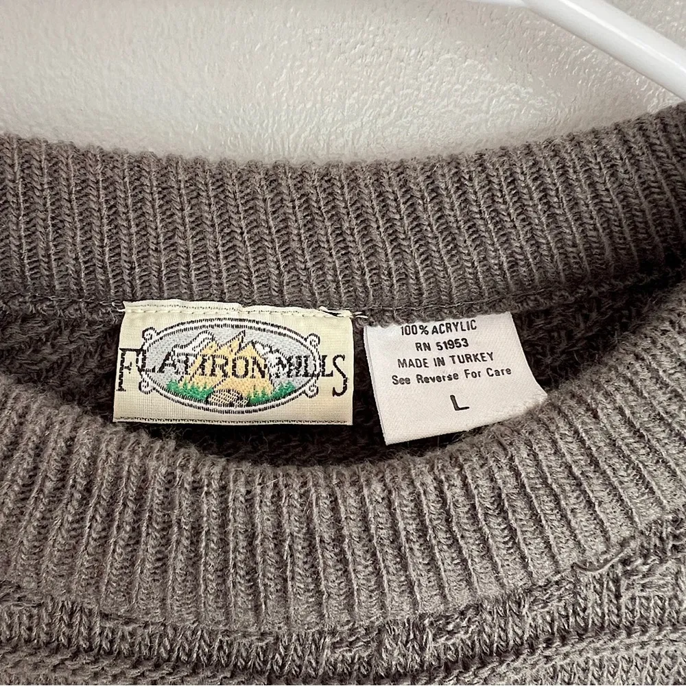 Vintage Flatiron Mills Striped Sweater Size L - Image 4