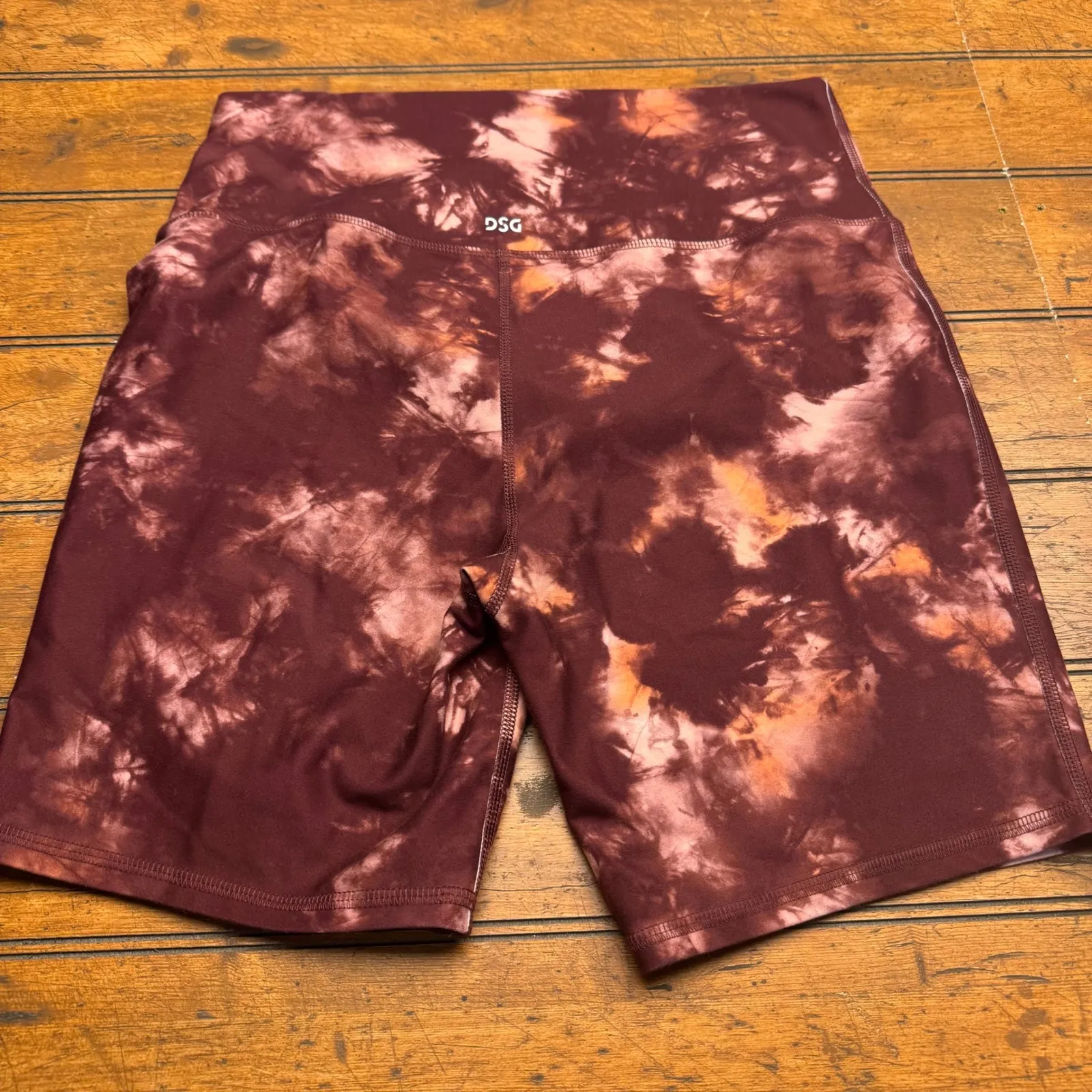 DSG Women's Tie Dye Biker Shorts Size L Burgundy Pink Athletic Workout Brown Size L - Image 3