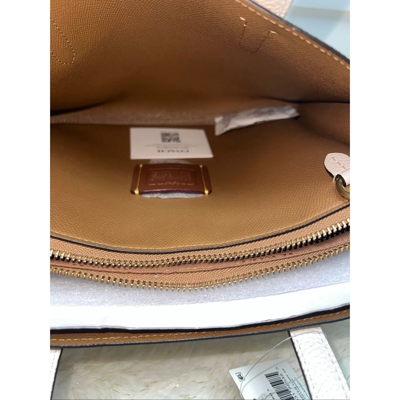 🔥🎁NWT! Coach Carter Carryall 28 Tote Handbag Pebble Leather Msrp:$350.00 - Image 6