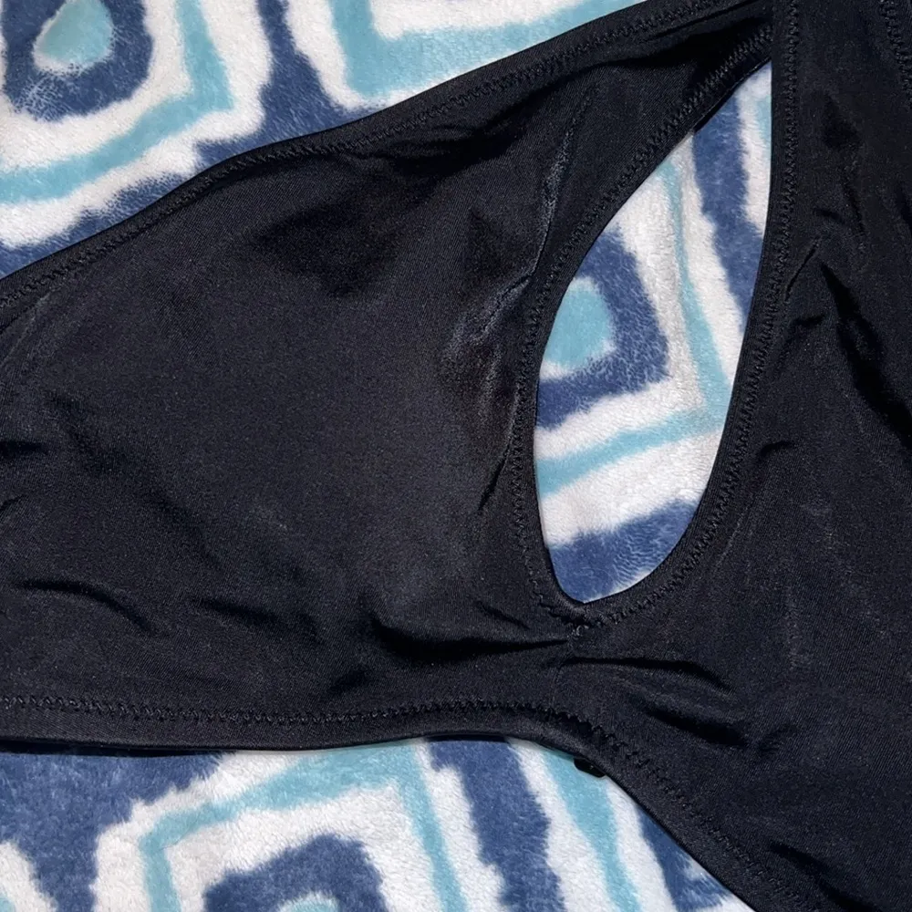 Victoria’s Secret Pink Wrap Up Criss Cross Black Top - Image 5