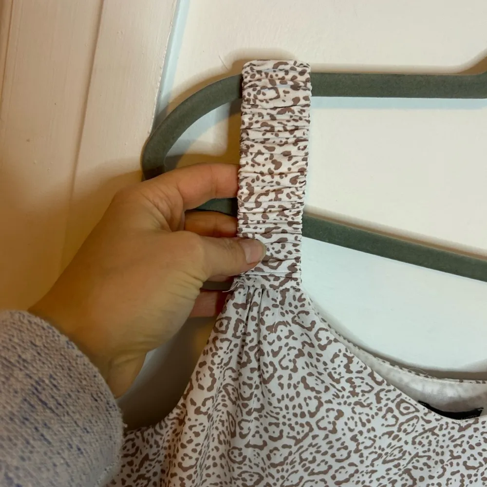 Nwt Vince Camuto Desert Summer Animal Print Blouse - Image 6