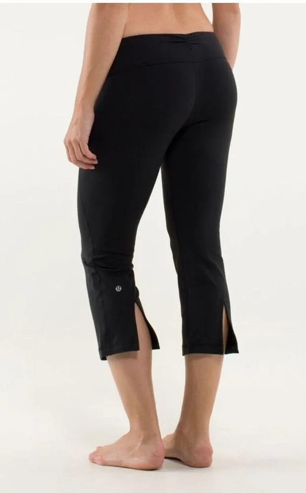 Lululemon Gather & Crow Back Slit Ruched Crop Leggings - Image 12