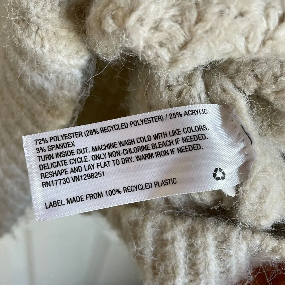 Universal Thread Good Size M Cream Long Sleeve Fuzzy Soft Sweater Womens - Image 3