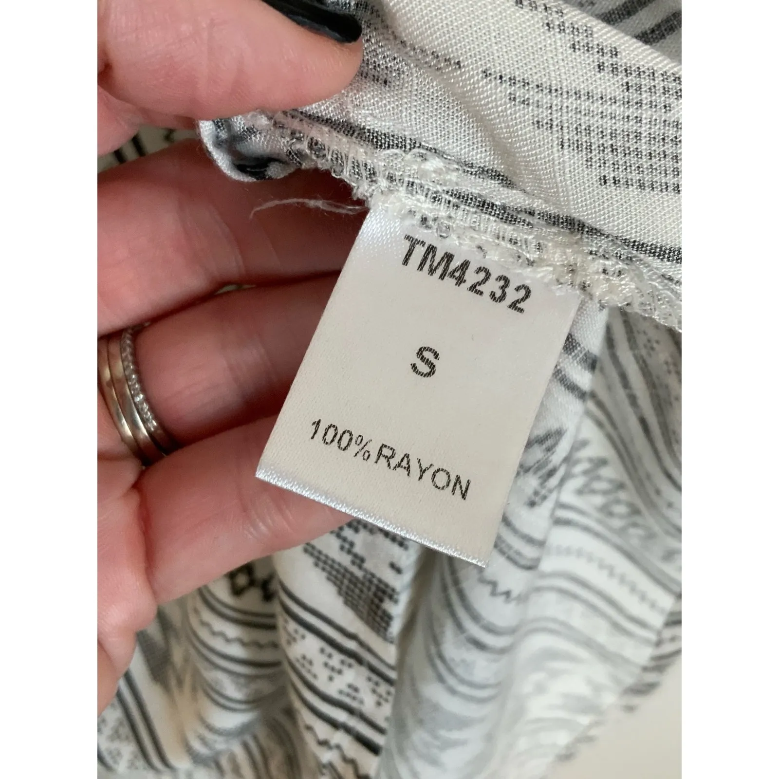 THML Longsleeve‎ blouse - Image 3