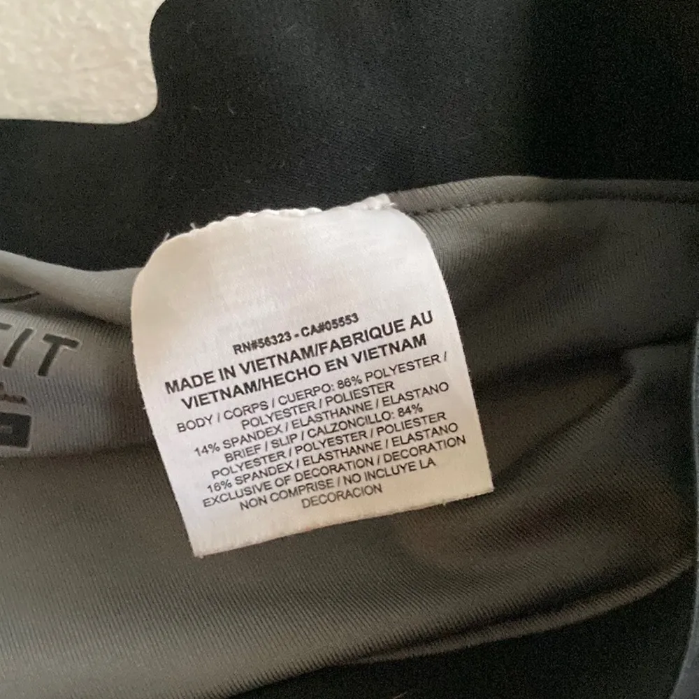 Nike Pro Two-in-One Shorts Athletic Running Bottoms Spandex Small Black VEUC - Image 4