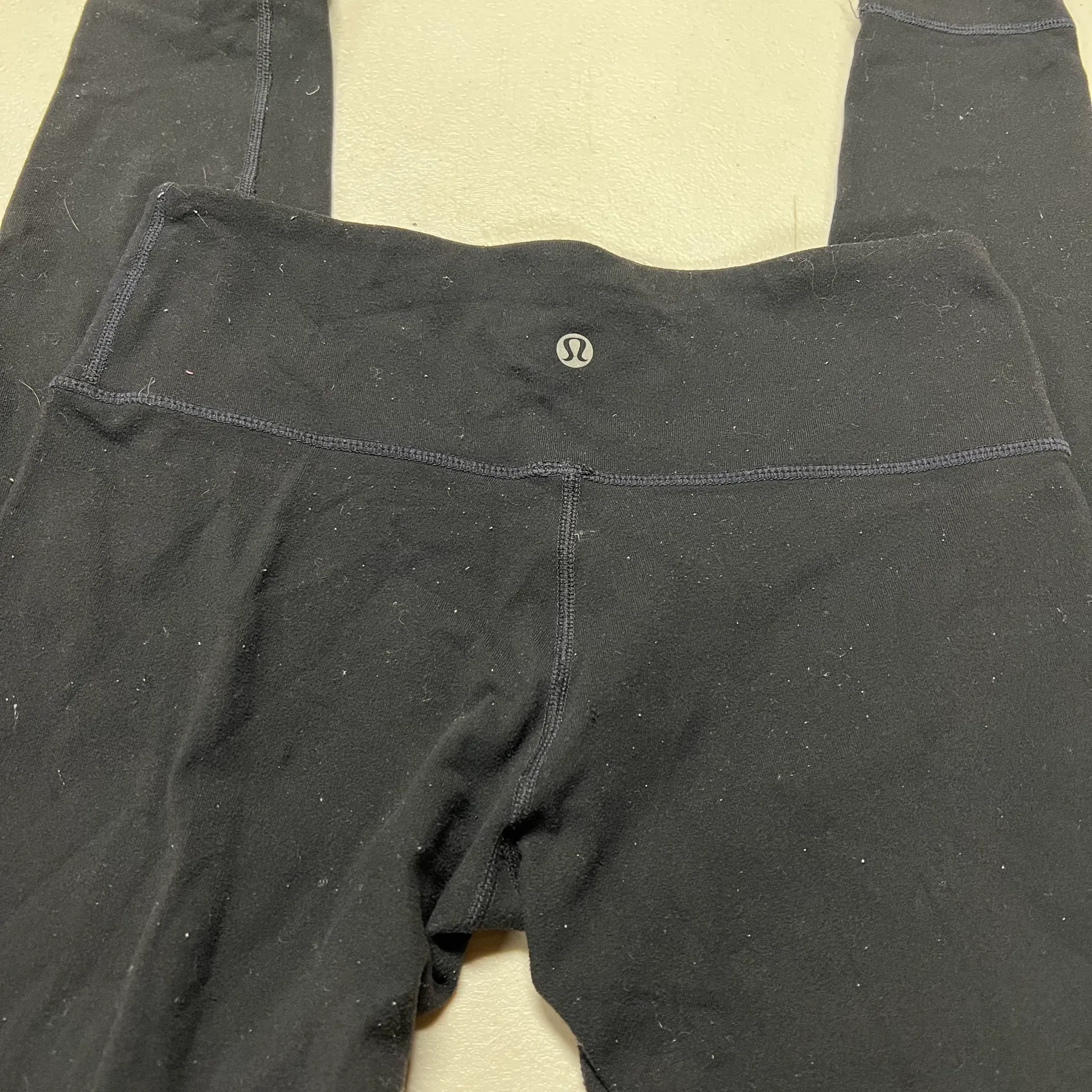 Lululemon High Rise Black Skinny Full Length Leggings Size 6 GUC - Image 3