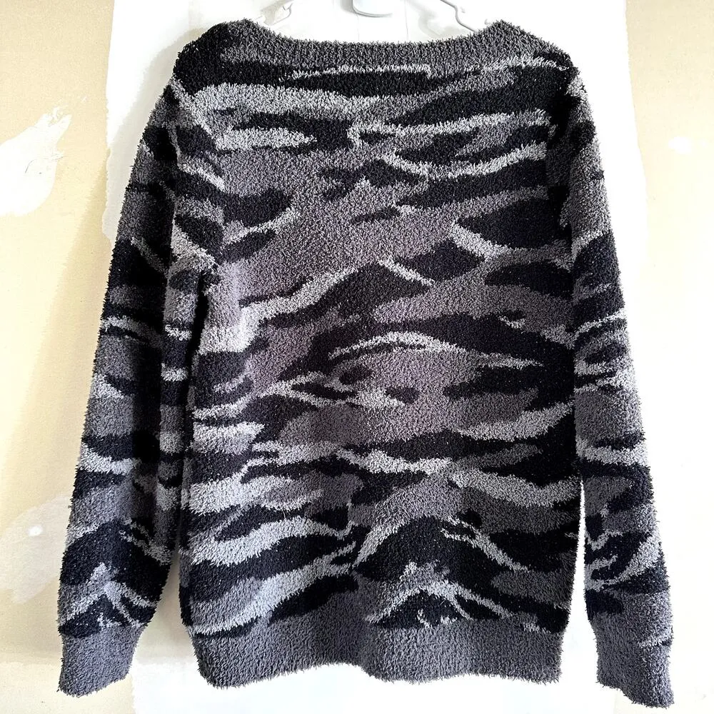 Barefoot Dreams CozyChic Seaside Sweater Crew Pullover Camo Black Gray Medium - Image 5