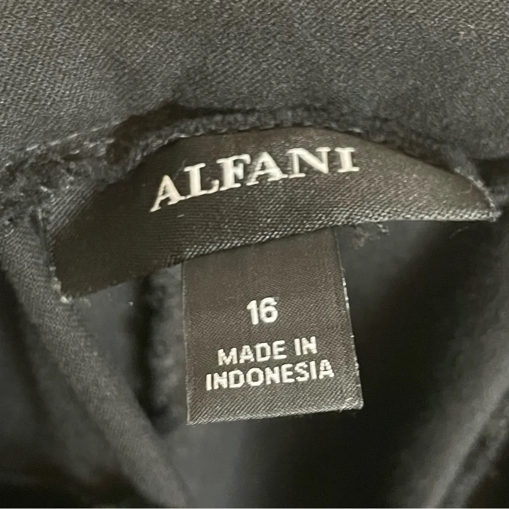 Alfani Pants Black Stripe Purple White Trim Stretch Size 16 Ankle Sporty Pockets - Image 10