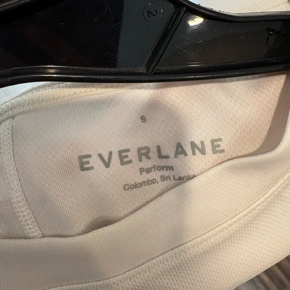 Everlane Women's White Performance Top - Image 3