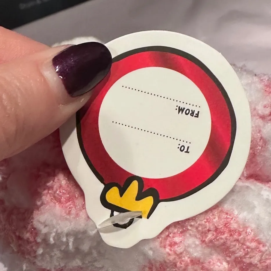 The Grinch Women's Pink White Soft Slippers Cindy Lou Who Size S/M NWT - Image 7