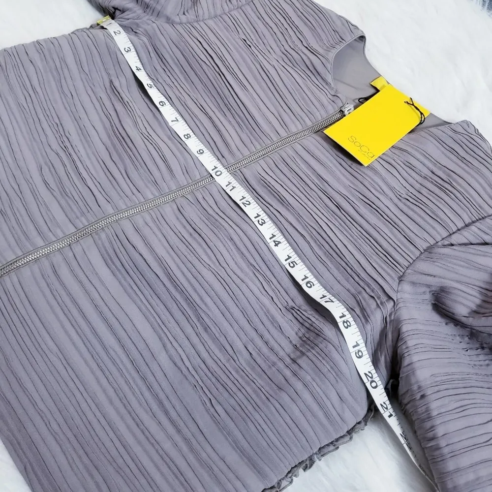 SoCa St. John Taupe Cropped Blazer - Image 9