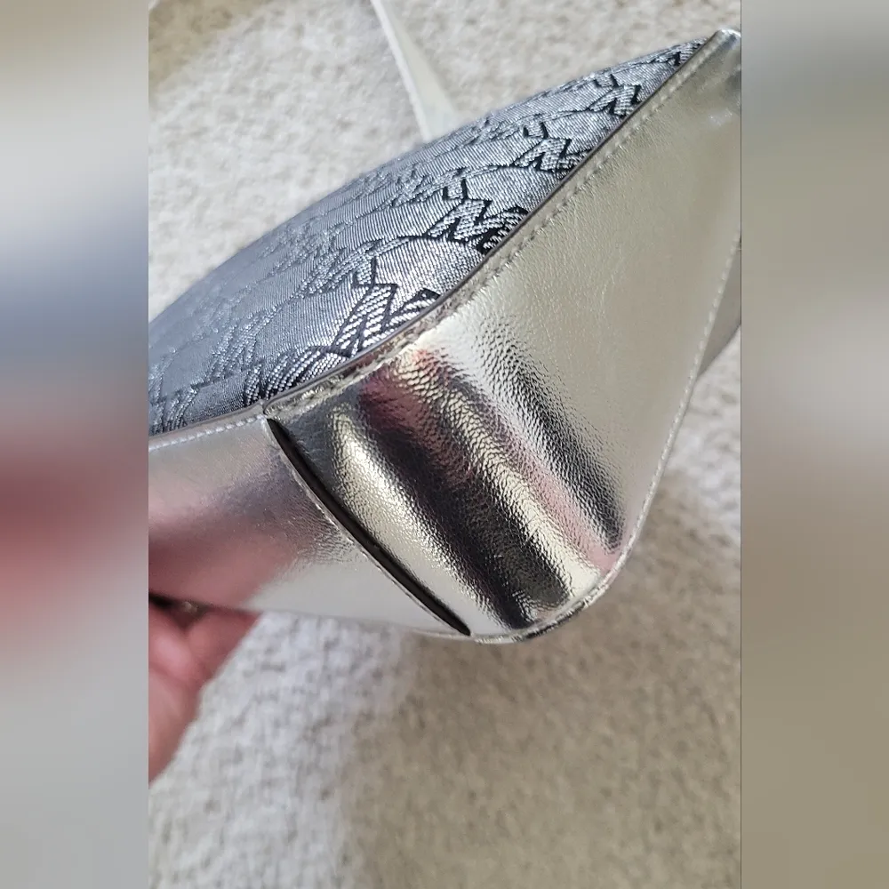 NWT Jet Set Metallic Logo Jacquard Crossbody Bag with Case for Apple Airpods Pro - Image 7