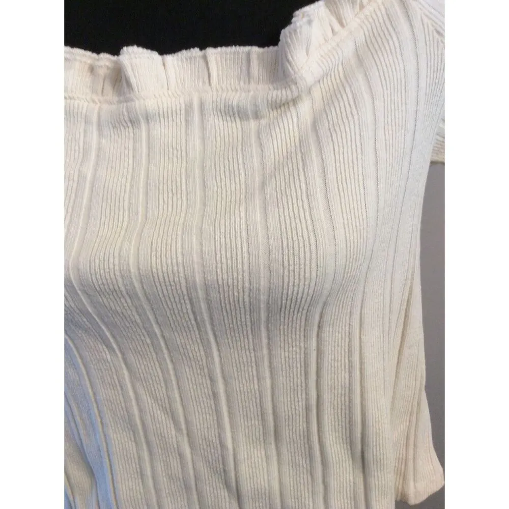 New NWT Size XL Cream Womens Top Off Shoulder Ruffled - Image 4