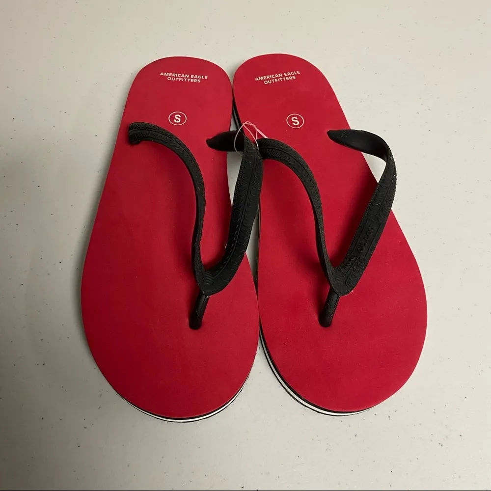 NWOT American Eagle Outfitters Women’s Flip Flops - Image 2