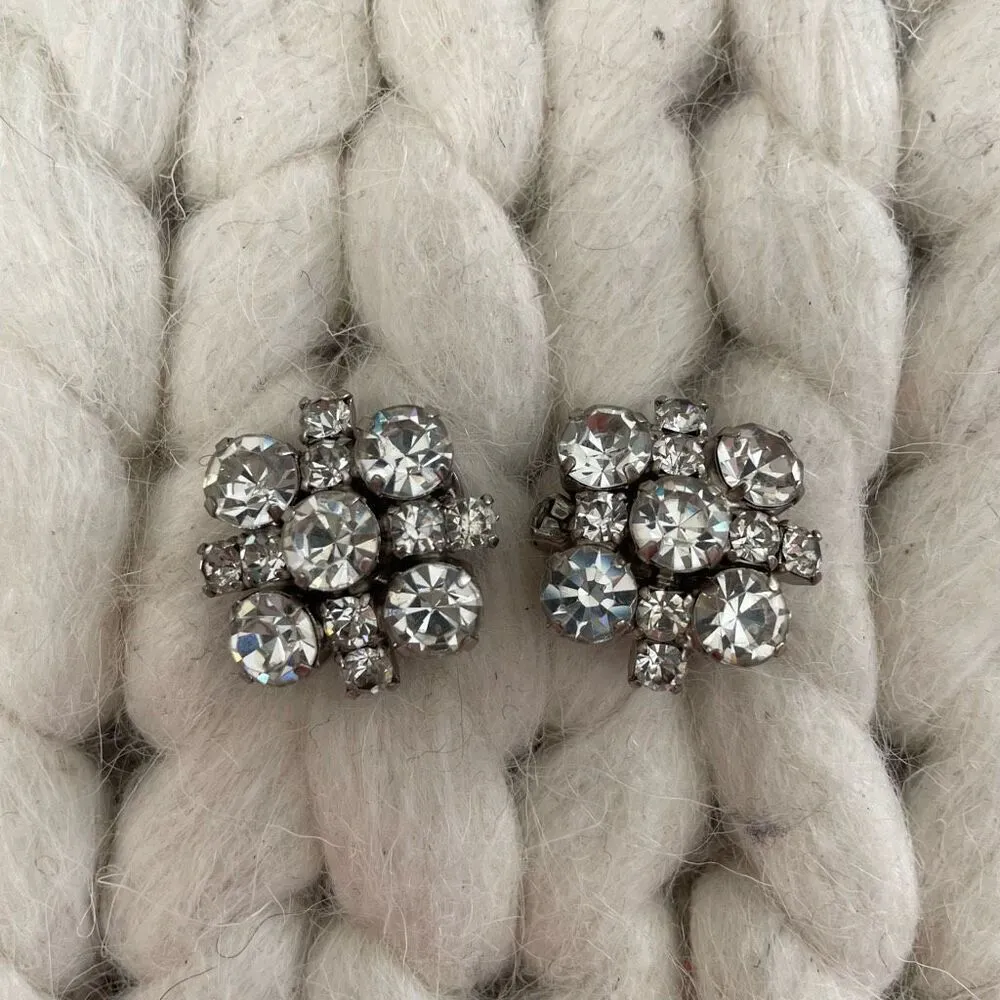 Vintage Rhinestone Cluster Button Clip On Earrings Silver - Image 5