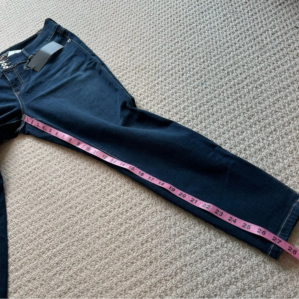 Torrid Premium Jegging with Hem Zip Size 16R - Image 9