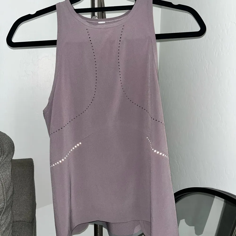 Lululemon Find Your Pace Tank - Image 7