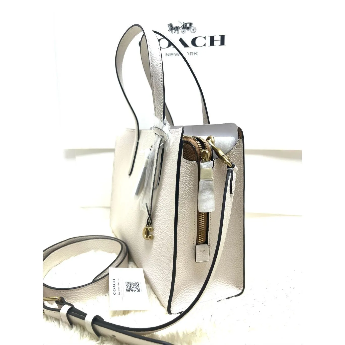 🔥🎁NWT! Coach Carter Carryall 28 Tote Handbag Pebble Leather Msrp:$350.00 - Image 3