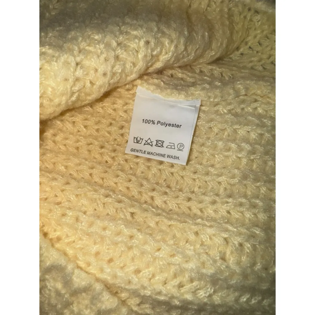 Girly knit Yellow Cardigan - Image 4