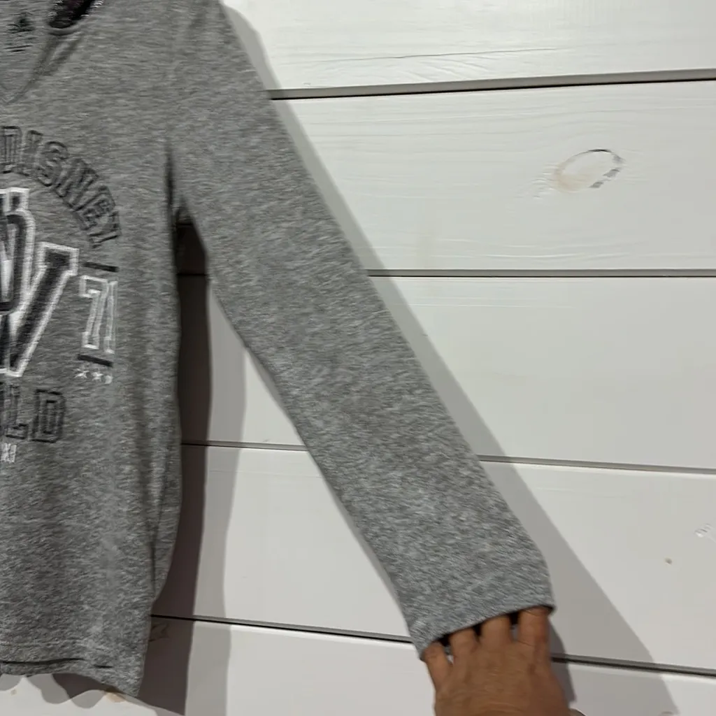 Walt Disney World Sequin Hooded Pullover Sweatshirt Medium - Image 7