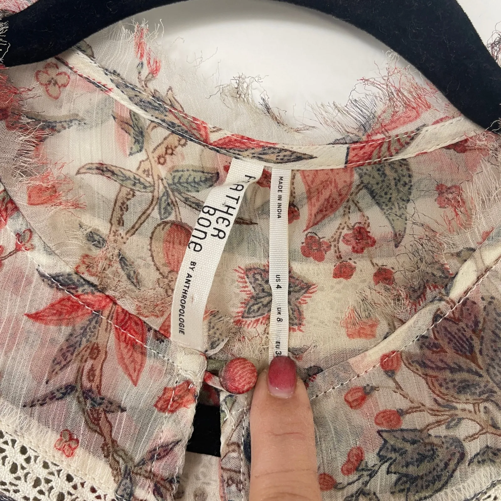 Anthropologie‎ Feather Bone Elena Floral Lace Trim Blouse Women's Size 4 - Image 4