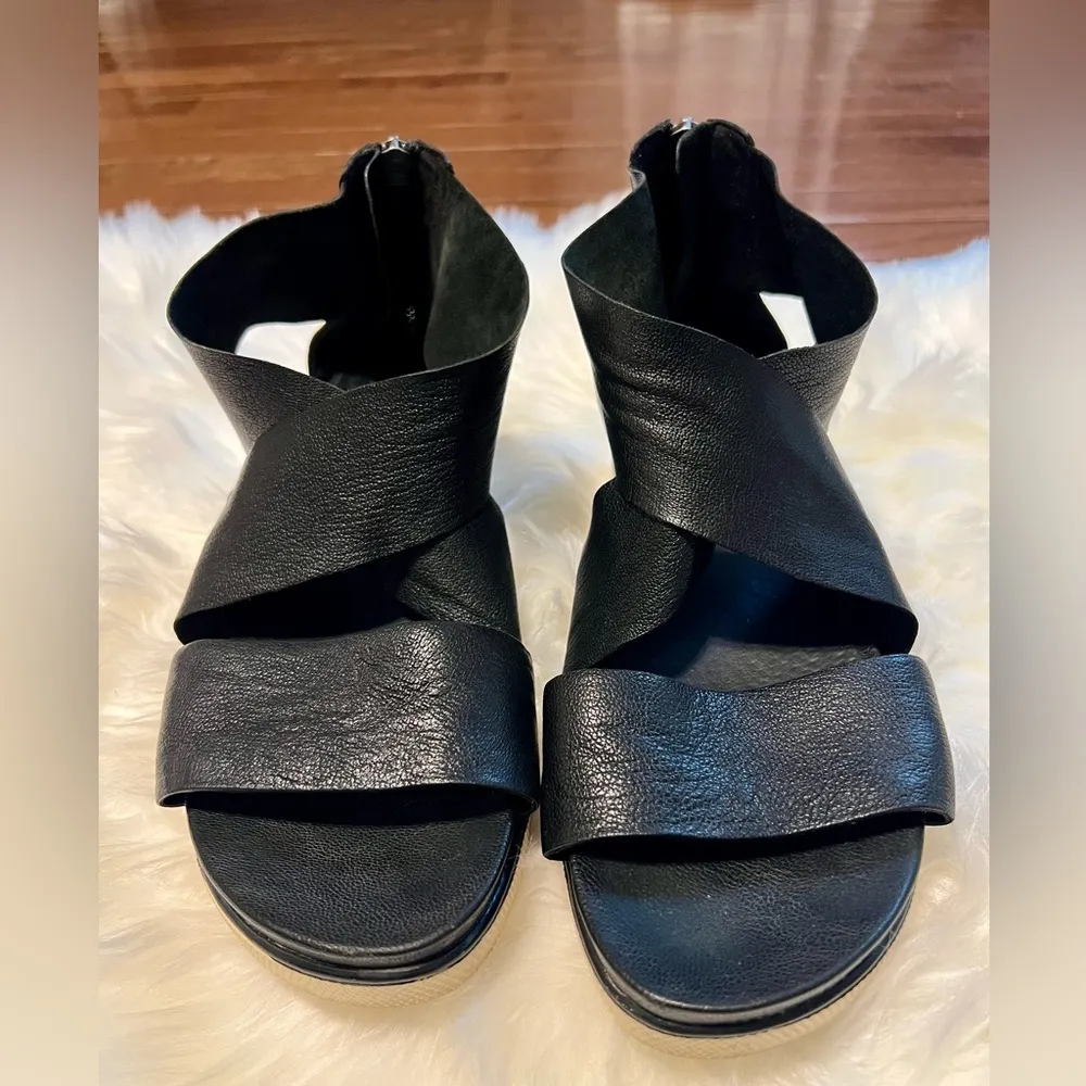 Eileen Fisher  Sport Suede Criss Cross Sandals Banded Wedge Platform Size 8 - Image 3